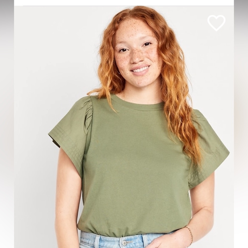 Old Navy Flutter-Sleeve Top in Green | Size M